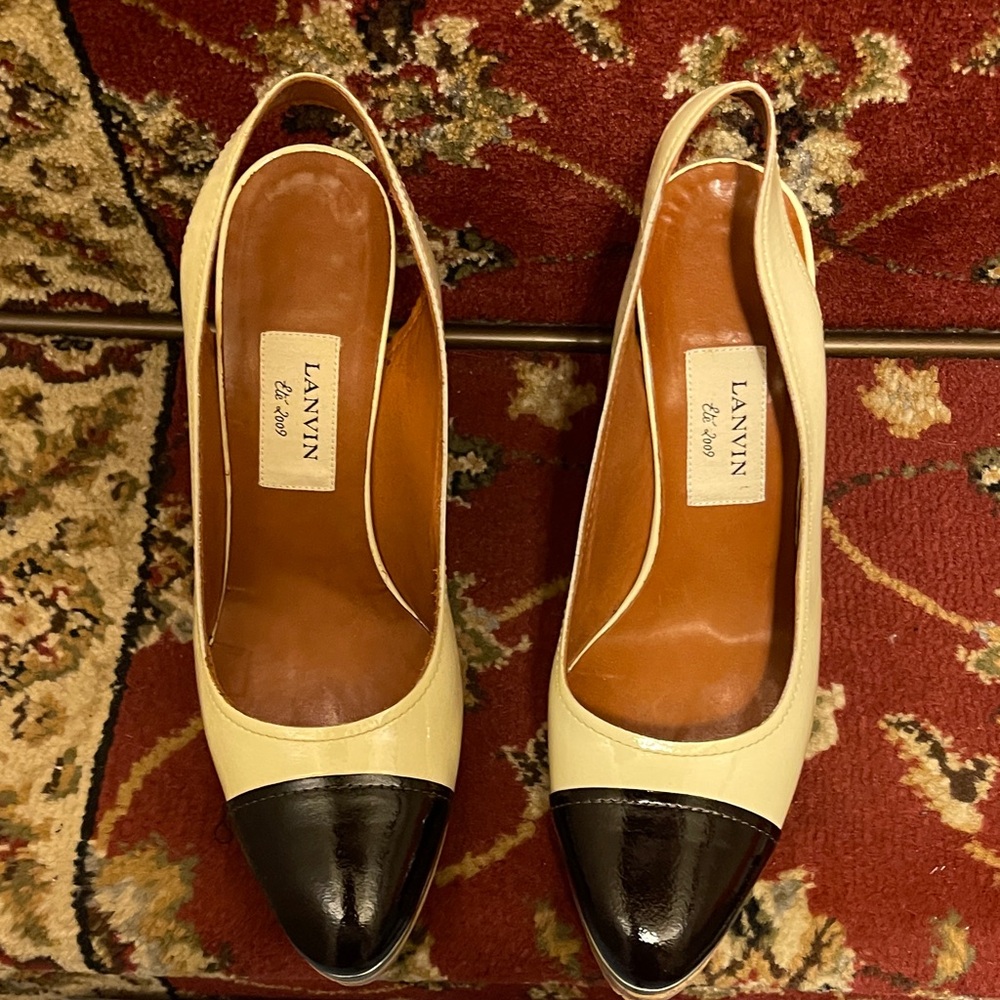 Lanvin Cream and Black Cap-Toe Heels